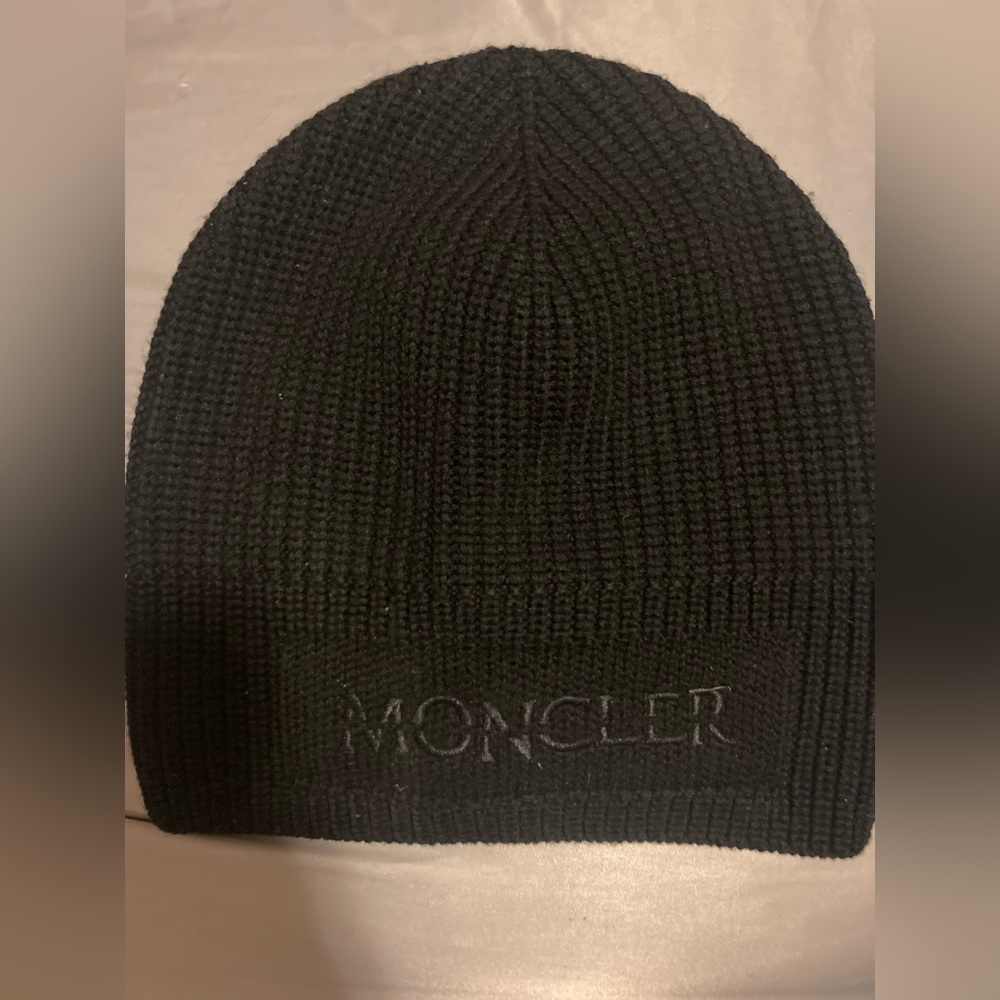 Moncler beanie